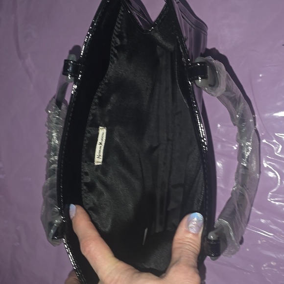 NWOT NEIMAN MARCUS black vinyl patent purse - Picture 3 of 5
